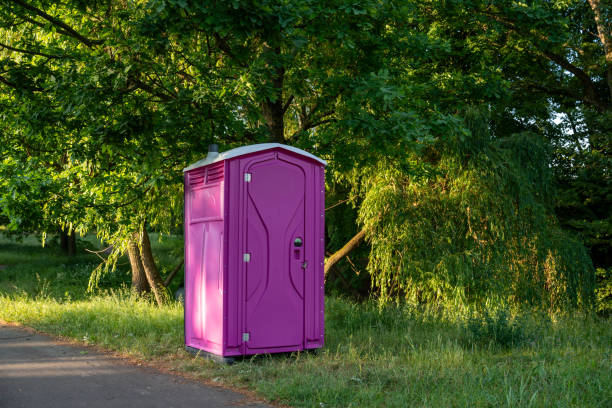 Best Portable restroom trailer rental  in Alvarado, TX
